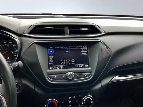 Used 2022 Chevrolet TrailBlazer ACTIV image 6