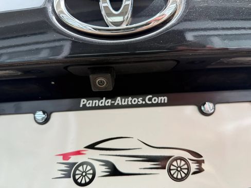 Used 2016 Toyota Corolla LE FWD image 38