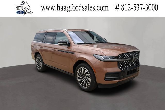 Used 2025 Lincoln Navigator Black Label AWD/4WD image 1