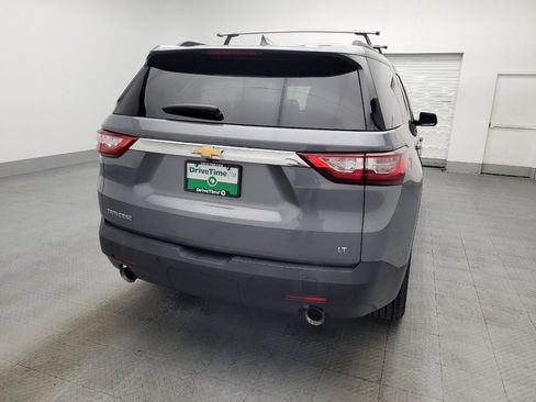 Used 2020 Chevrolet Traverse LT FWD image 7