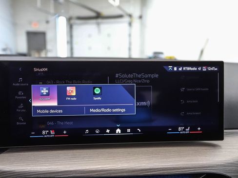 Used 2026 BMW i4 xDrive40i w/ Premium Package image 17