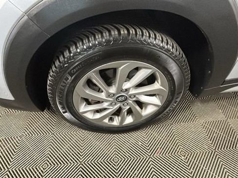 Used 2017 Hyundai Tucson SE Plus AWD/4WD image 10