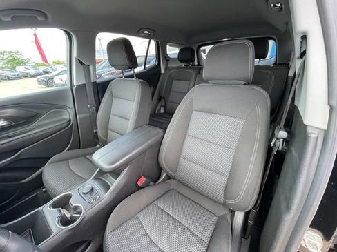 Certified 2022 GMC Terrain SLE w/ Driver Convenience Package FWD image 17