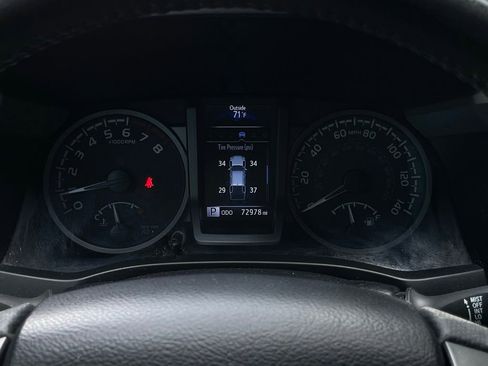 Used 2023 Toyota Tacoma TRD Pro AWD/4WD image 15