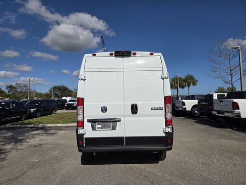 New 2026 RAM ProMaster 2500 w/ Convenience Group FWD image 6