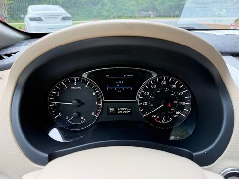 Used 2015 Nissan Altima 2.5 S w/ Power Driver Seat Package FWD image 9