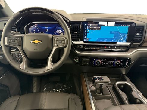New 2026 Chevrolet Silverado 1500 High Country AWD/4WD image 13