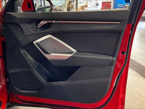 Certified 2023 Audi Q3 2.0T Premium image 24