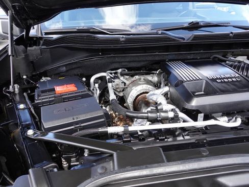 Used 2022 Chevrolet Silverado 1500 LT Trail Boss w/ LT Trail Boss Premium Package AWD/4WD image 70