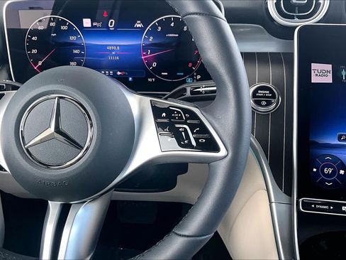 Used 2026 Mercedes-Benz GLC 300 4MATIC image 22
