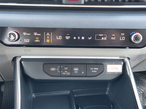 New 2026 Kia Carnival EX image 14