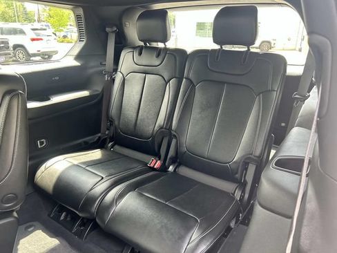 Used 2024 Jeep Grand Cherokee L Limited AWD/4WD image 20