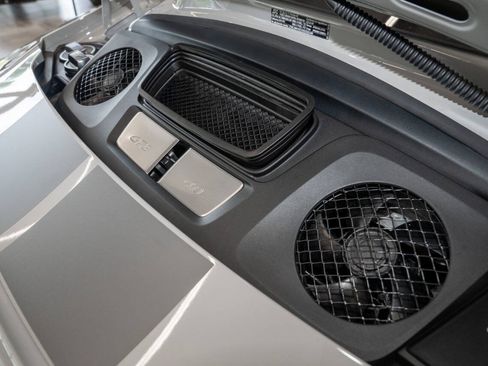 Used 2018 Porsche 911 GT3 RWD image 63
