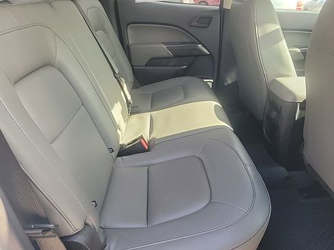 Used 2019 Chevrolet Colorado W/T w/ Custom Special Edition image 23