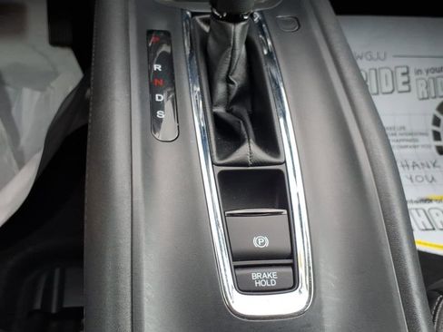 Used 2016 Honda HR-V EX-L image 19