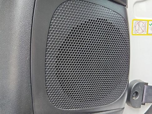 Used 2025 RAM ProMaster 2500 w/ Convenience Group FWD image 15
