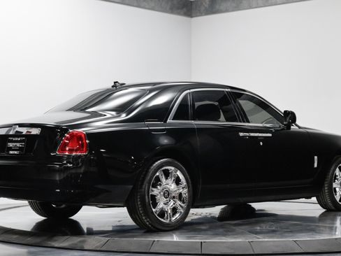 Used 2011 Rolls-Royce Ghost image 19