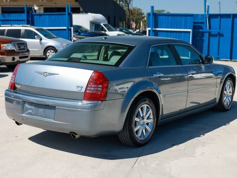 Used 2007 Chrysler 300 C image 7