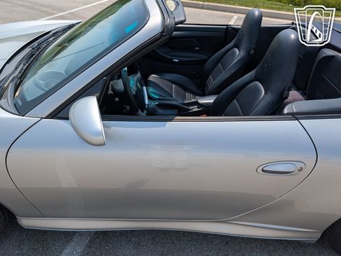 Used 2004 Porsche 911 Carrera 4S image 28