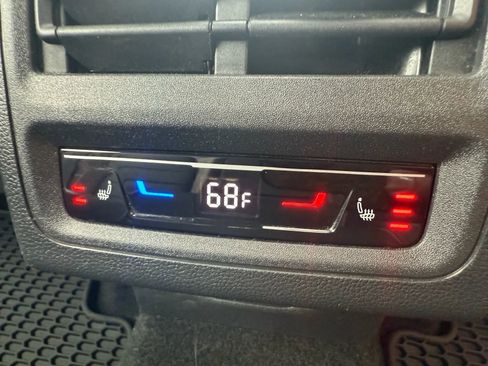 Used 2022 Volkswagen GTI Autobahn image 26