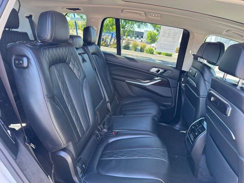 Used 2026 BMW X7 xDrive40i AWD/4WD image 34