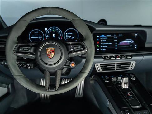 Certified 2026 Porsche 911 Targa 4 GTS image 26