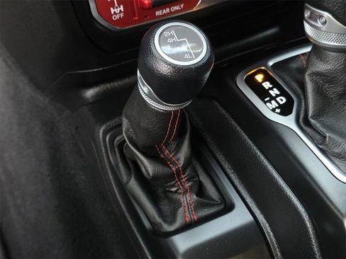 Certified 2020 Jeep Wrangler Rubicon image 23