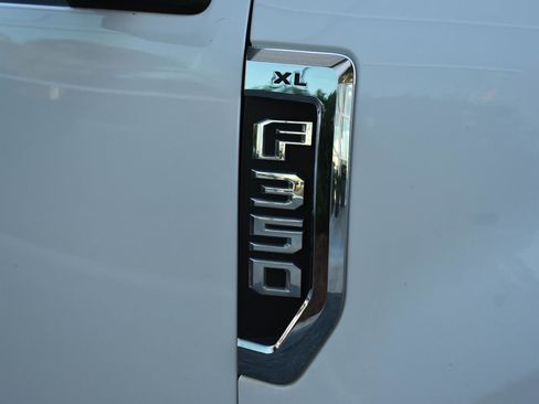 Used 2021 Ford F350 XL w/ Power Equipment Group image 33