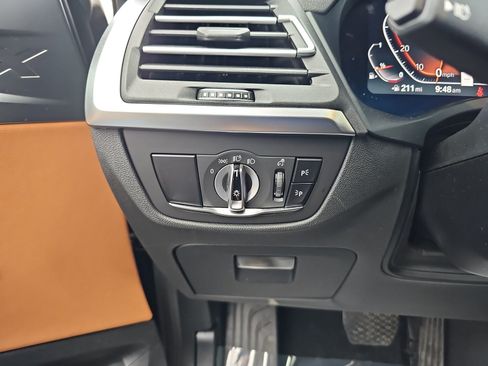 Used 2024 BMW X3 xDrive30i w/ Premium Package AWD/4WD image 33