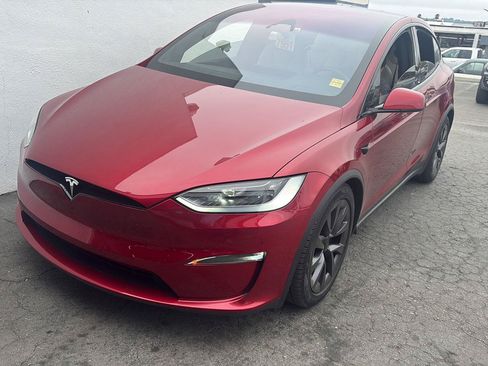 Used 2024 Tesla Model X AWD/4WD image 2