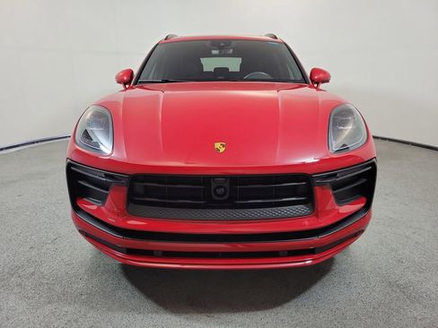 Used 2025 Porsche Macan AWD/4WD image 2