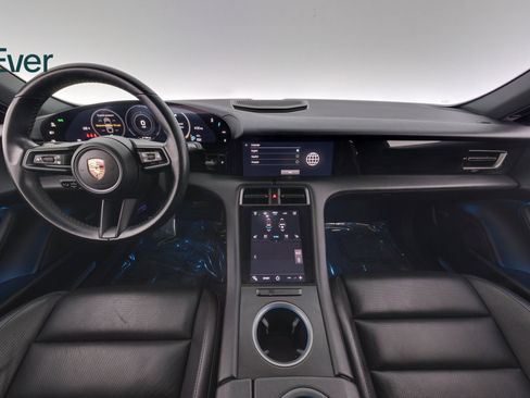 Used 2021 Porsche Taycan 4S w/ Premium Package image 23