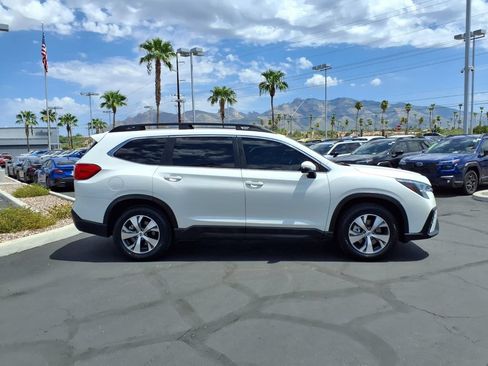 Used 2023 Subaru Ascent Premium w/ Convenience Package AWD/4WD image 9