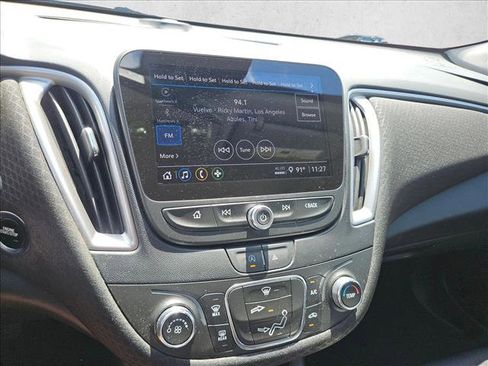 Used 2023 Chevrolet Malibu RS FWD image 19