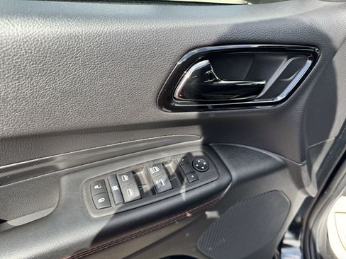 Used 2025 Dodge Durango GT RWD image 29