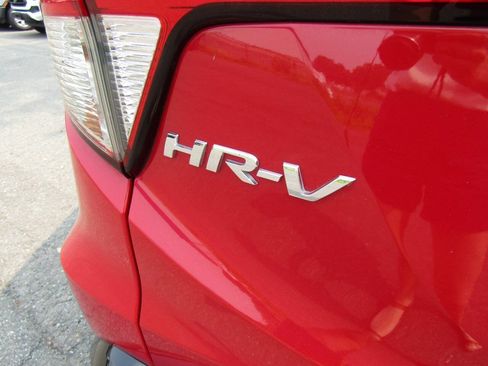 Used 2022 Honda HR-V Sport image 30