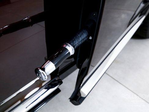 Certified 2025 Rolls-Royce Cullinan image 23