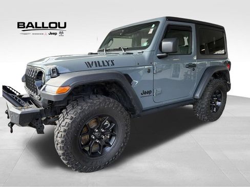 Used 2025 Jeep Wrangler Sport AWD/4WD image 1