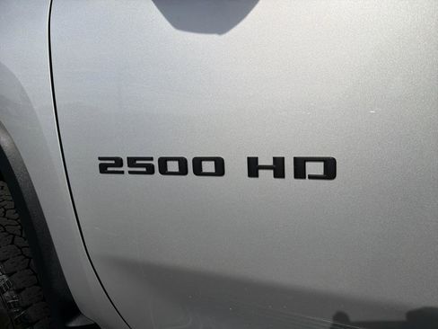 Used 2021 Chevrolet Silverado 2500 Custom w/ Custom Value Package AWD/4WD image 16