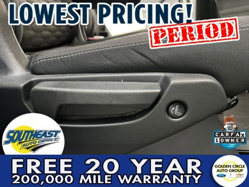 Used 2025 Nissan Pathfinder SV image 18