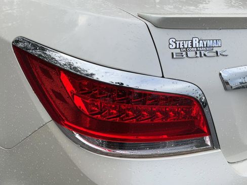 Used 2011 Buick LaCrosse CXL FWD image 27