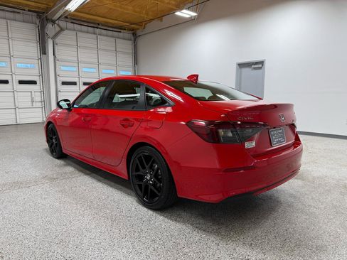 Used 2025 Honda Civic Sport image 2