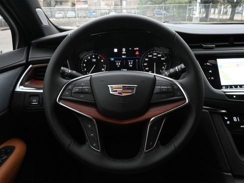 New 2026 Cadillac XT5 Premium Luxury w/ Driver Assist Package image 10