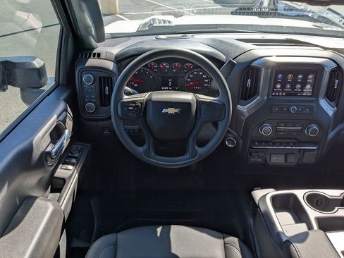 Used 2026 Chevrolet Silverado 3500 W/T image 17