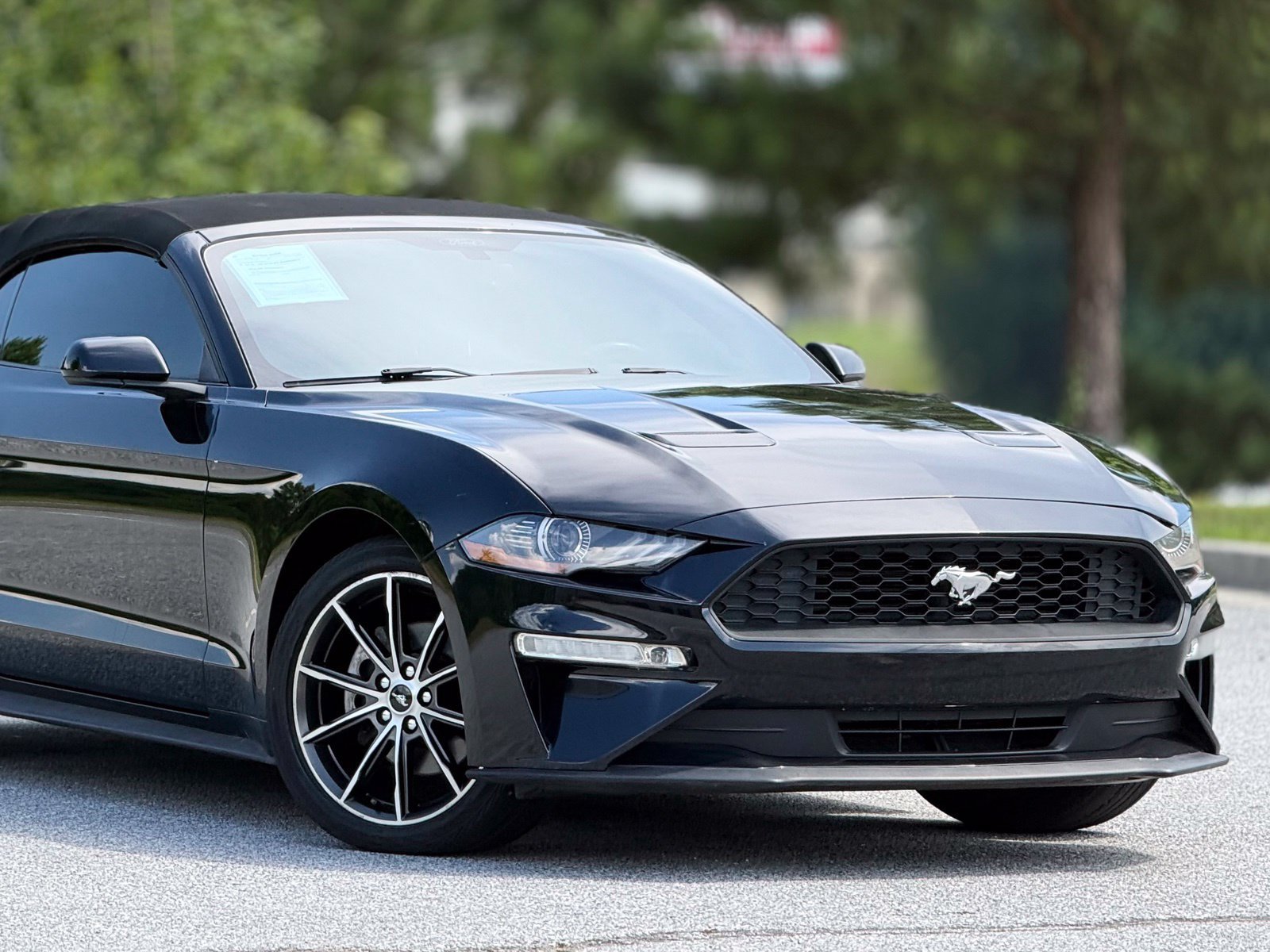 Used 2018 Ford Mustang Convertible w/ Wheel & Stripe Package RWD image 42