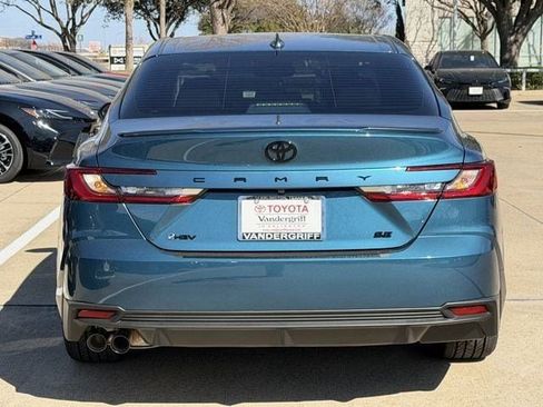 New 2026 Toyota Camry SE image 5