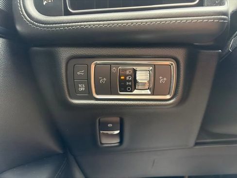 Used 2021 Lincoln Nautilus AWD w/ Equipment Group 101A image 20