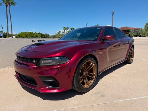 Used 2020 Dodge Charger Scat Pack RWD image 4