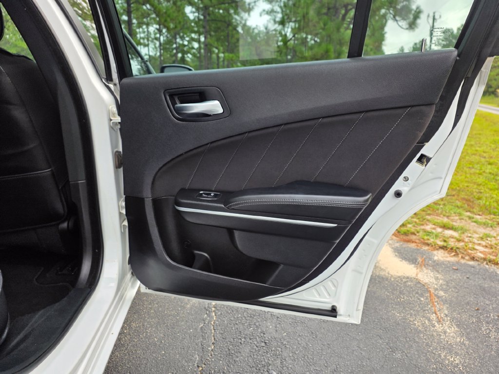 Used 2022 Dodge Charger SXT RWD image 23