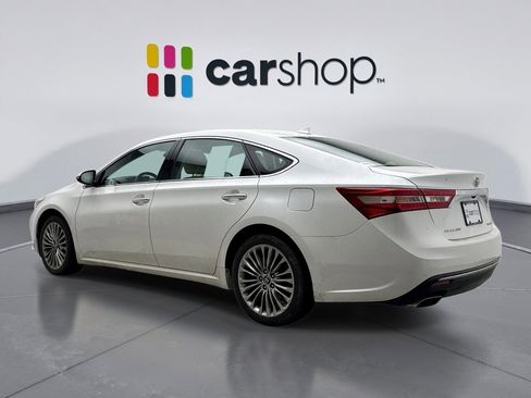 Used 2017 Toyota Avalon Limited w/ Carpet Mat Package image 3